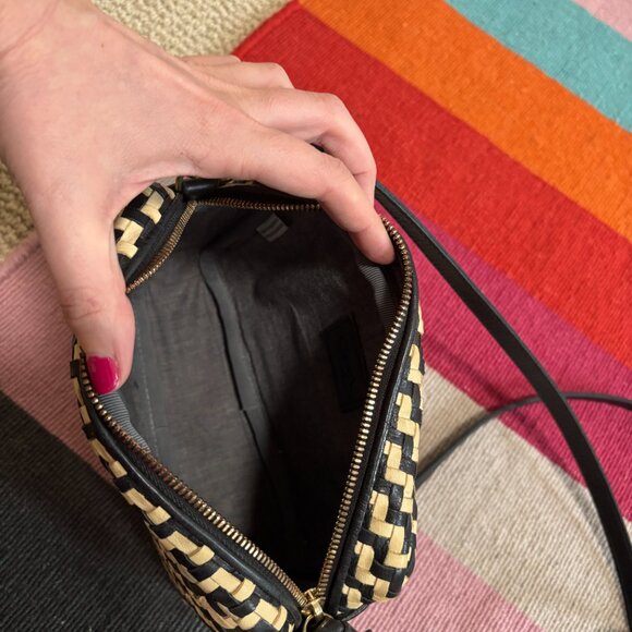 Clare V Midi Sac in Woven Black/Cream - Picture 5 of 9